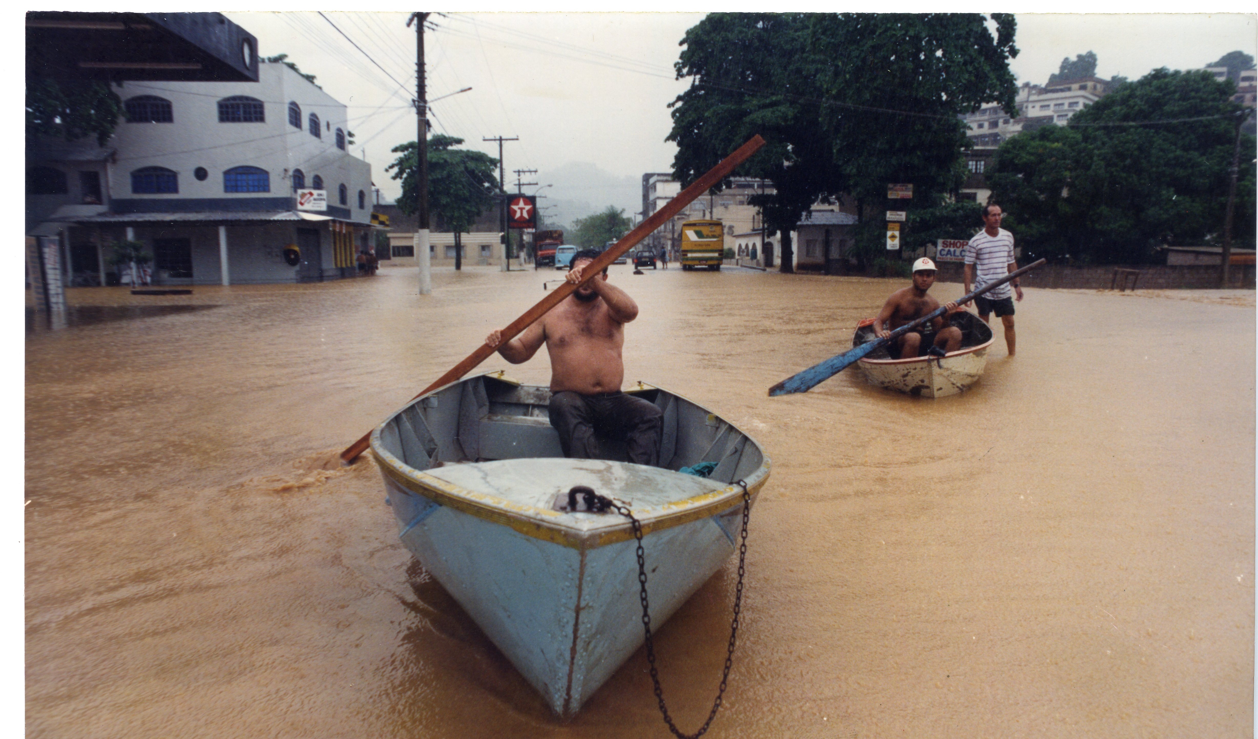 A Gazeta Chuva em Iconha a história de destruição na cidade em