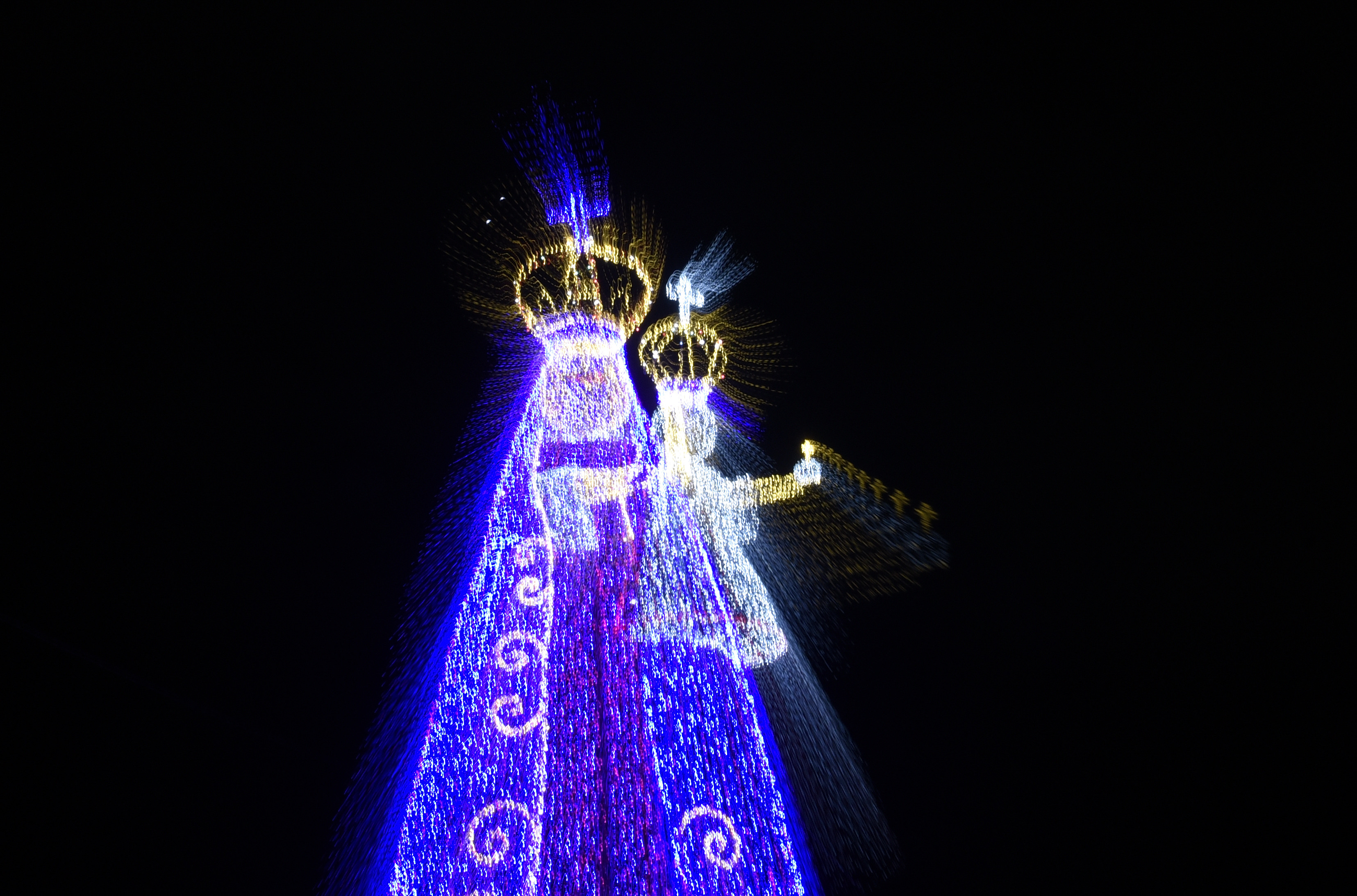 A Gazeta Imagem De Nossa Senhora Da Penha Ganha Luz E Cores Na Pra A