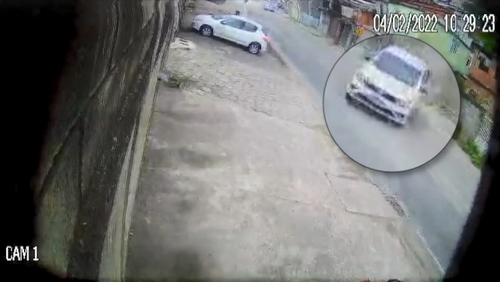 A Gazeta Vídeo perseguição policial quase termina em atropelamento