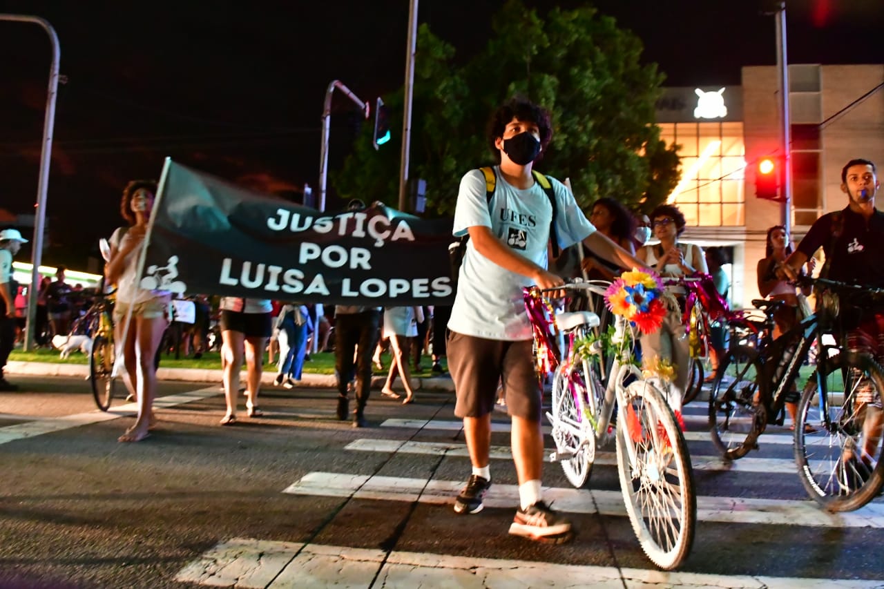 A Gazeta Protesto Pede Por Justi A Pela Morte De Modelo Atropelada Em