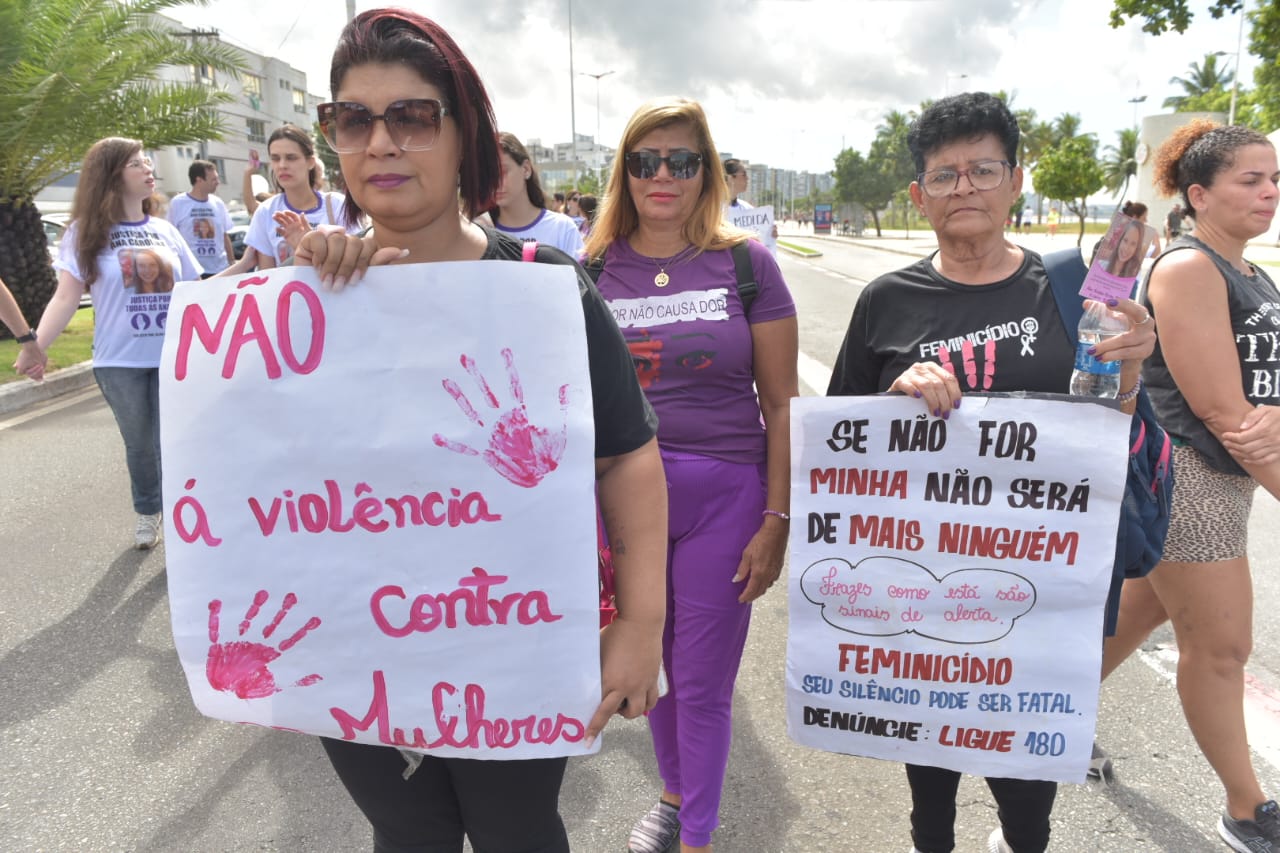 A Gazeta Protesto Em Camburi Pede Justi A Pela Morte De Ana Carolina