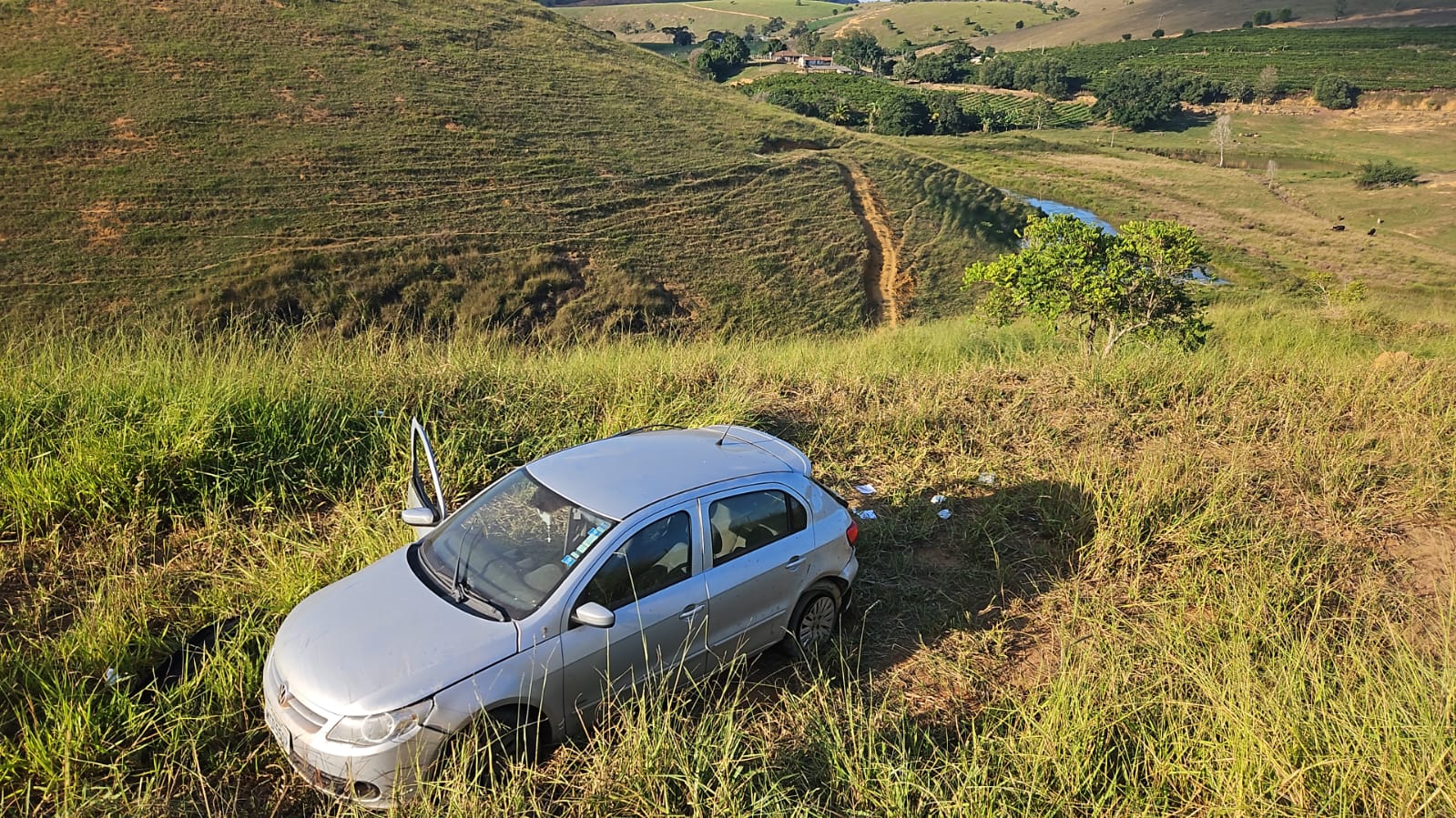 A Gazeta Casal Morre Em Acidente Entre Dois Carros Na Br Em Jo O