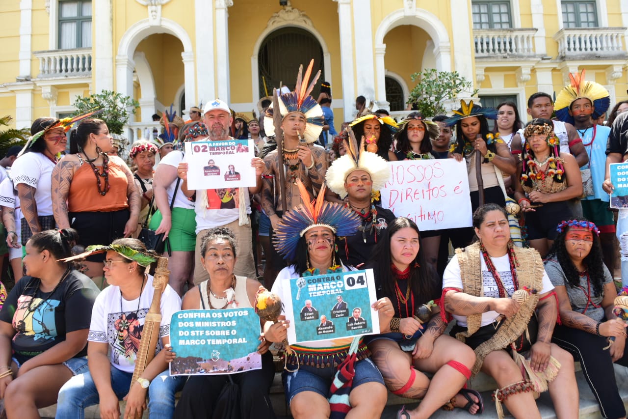 A Gazeta Ind Genas Fazem Manifesta O Contra Marco Temporal Em Vit Ria