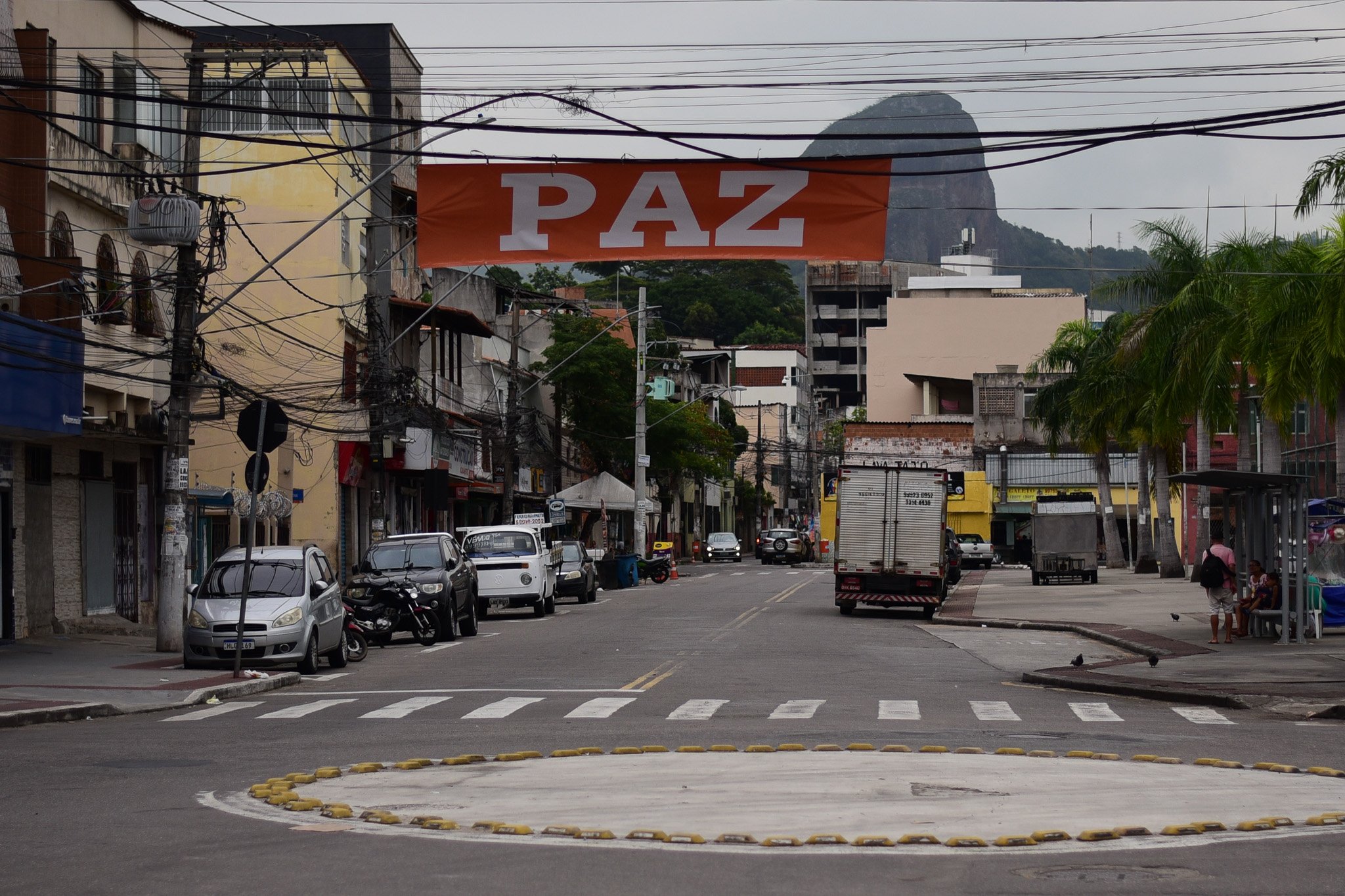 A Gazeta Territ Rio Do Bem Moradores Pedem Paz Faixas Em Vit Ria