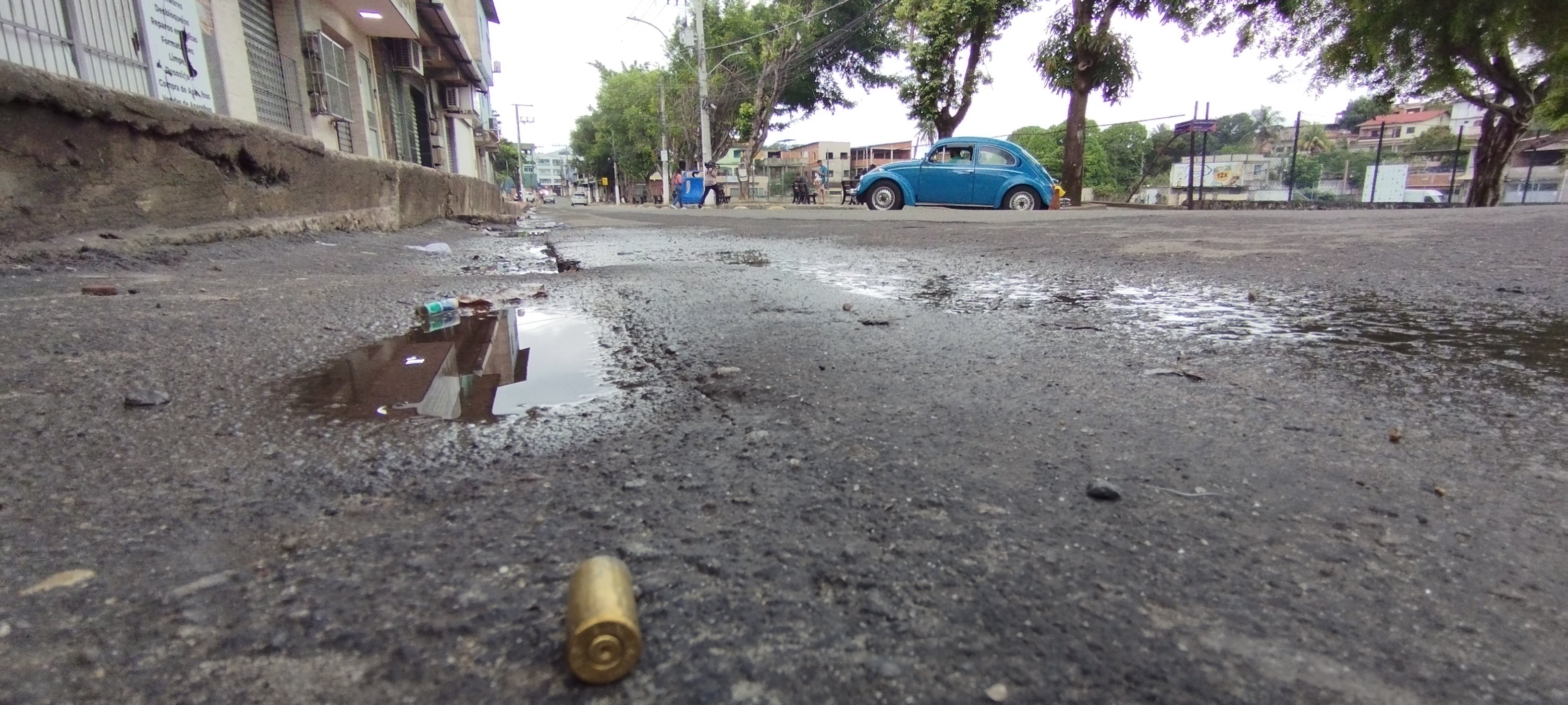 Entregador Baleado Na Varanda De Casa Ap S Confus O Em Cariacica A