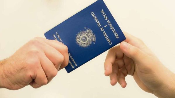 A MP permite redução de jornada e salários ou suspensão de contratos e cria um benefício emergencial para o trabalhador