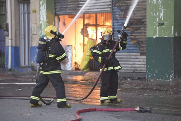 20/09/2019 - Incêndio na Vila Rubim, Vitória. por Carlos Alberto Silva