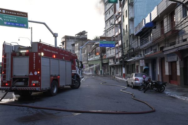20/09/2019 - Incêndio na Vila Rubim, Vitória. por Carlos Alberto Silva