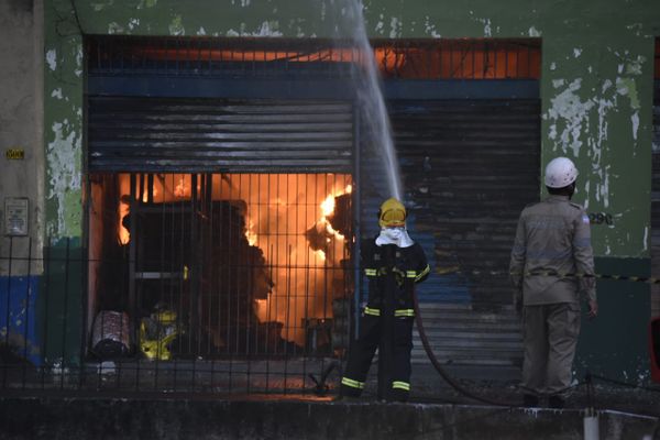 20/09/2019 - Incêndio na Vila Rubim, Vitória por Carlos Alberto Silva