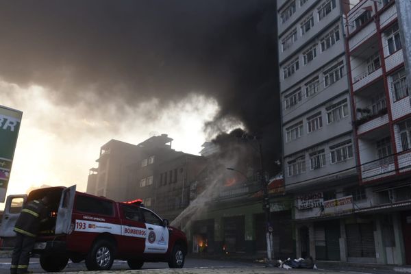 20/09/2019 - Incêndio na Vila Rubim, Vitória. Fotos: Carlos Alberto Silva por Carlos Alberto Silva