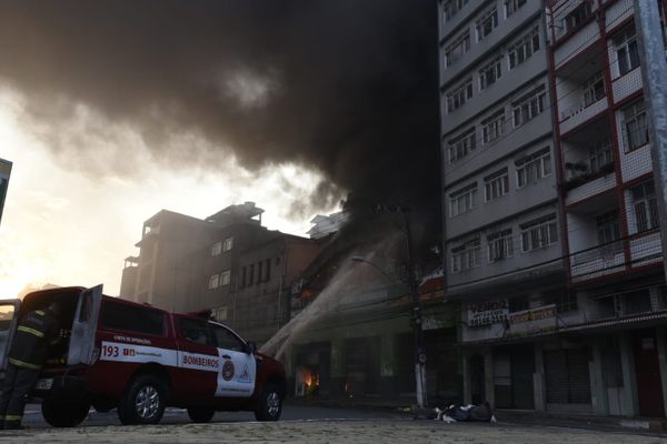 20/09/2019 - Incêndio na Vila Rubim, Vitória. Fotos: Carlos Alberto Silva por Carlos Alberto Silva