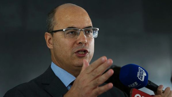 Responsável pelos hospitais do estado, a médica Mariana Scardua discordou do coordenador de contratações emergenciais do estado
