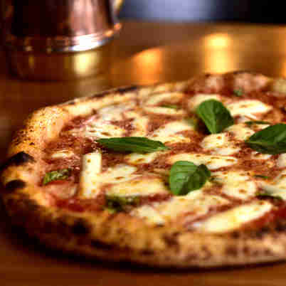 Imagem - Pizza napolitana é tendência e já chegou aos cardápios capixabas