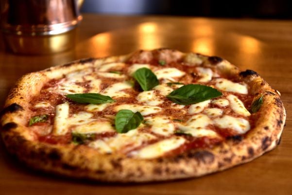 Onde comer a verdadeira pizza napolitana no ES A Gazeta