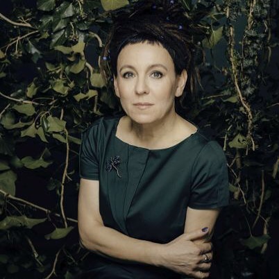 A escritora Olga Tokarczuk. Crédito: Łukasz Giza