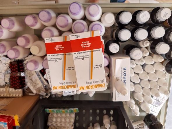 Irmãos foram presos por desvio de medicamentos do setor público e farmácia clandestina por Divulgação Polícia Civil