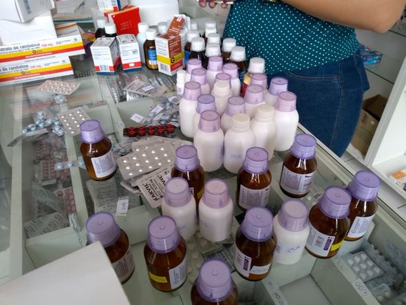 Irmãos foram presos por desvio de medicamentos do setor público e farmácia clandestina por Divulgação Polícia Civil