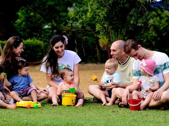 Crianças com os pais brincando no Parque da Cebola - Ensaio fotográfico por Ricardo Medeiros