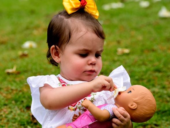 Liz da Silveira, ela gosta de brincar no Parque da Cebola - Dia das Crianças  por Ricardo Medeiros 