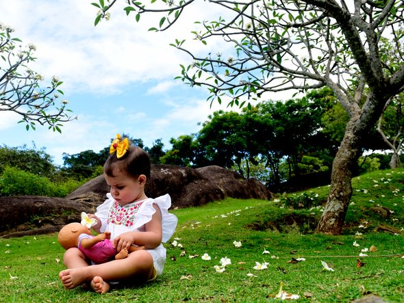 Liz da Silveira, ela gosta de brincar no Parque da Cebola - Dia das Crianças  por Ricardo Medeiros 