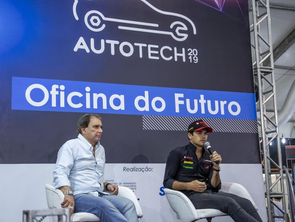 Feira automotiva Autotech em Vitória por Jefferson Rocio