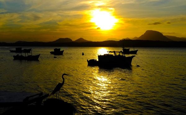 17/10/2019 - Pôr do sol na Ilha das Caieiras