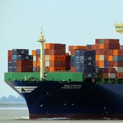 O texto reconhece que cada membro da OMC mantém a autoridade para determinar por si próprio as medidas que considera necessárias à proteção de seus interesses essenciais de segurança