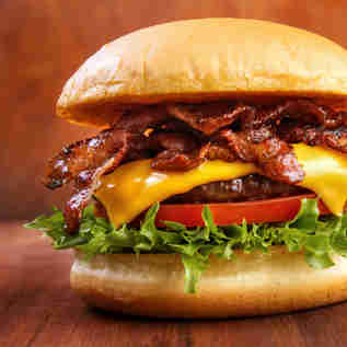 Imagem - Como fazer hambúrguer caseiro, do pão ao catchup e à maionese