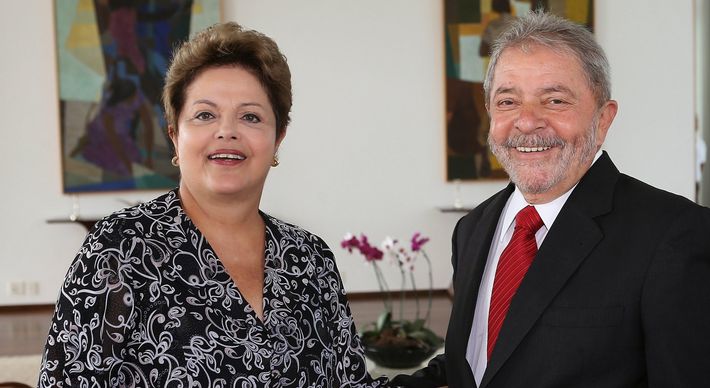 O suposto isolamento veio a público quando a ex-presidente não foi convidada para um jantar entre Lula e o ex-governador de São Paulo Geraldo Alckmin, cotado para vice