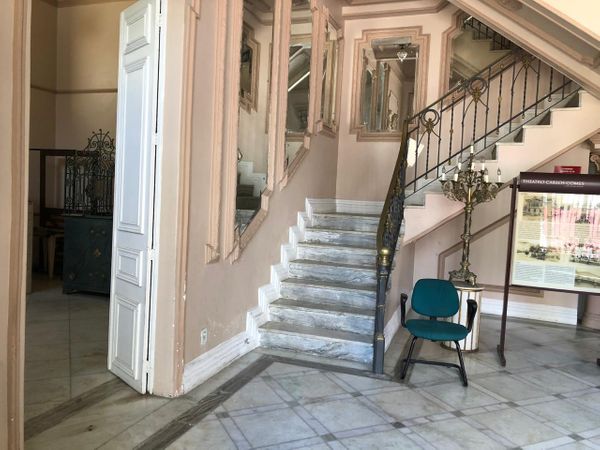 Imagem feita exclusivamente por A GAZETA no dia 19 de outubro de 2019 mostra recepção e parte do interior do Teatro Carlos Gomes, no Centro de Vitória por Pedro Permuy