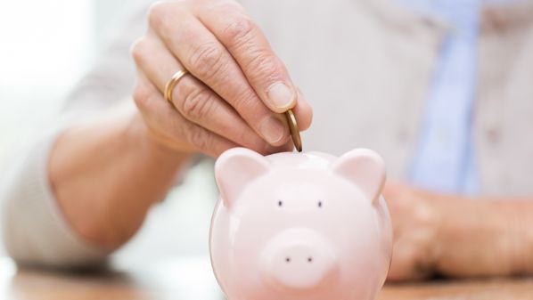 Caixa informou que vai abrir poupança digital para pagar o auxílio emergencial de R$ 600 aos trabalhadores informais que não têm conta bancária