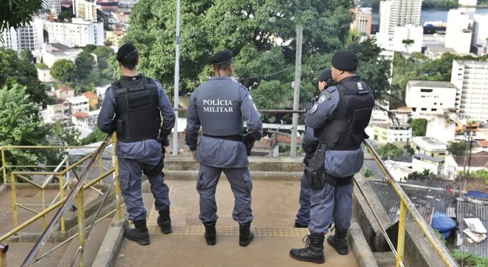 Comandantes independentes, general da PM, corporativismo e enfraquecimento de políticas públicas. Especialistas em segurança pública e Direito apontam problemas em projetos que tramitam na Câmara