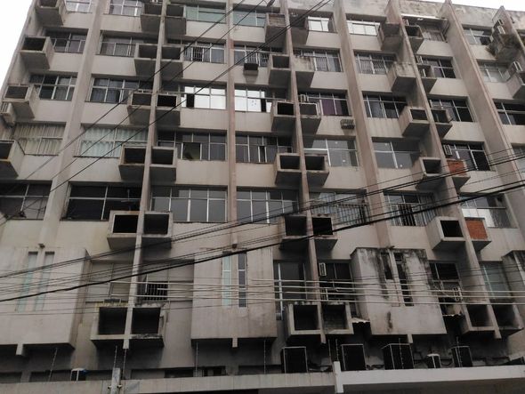 Prédios em Vila Velha mostram irregularidades por Laís Magesky