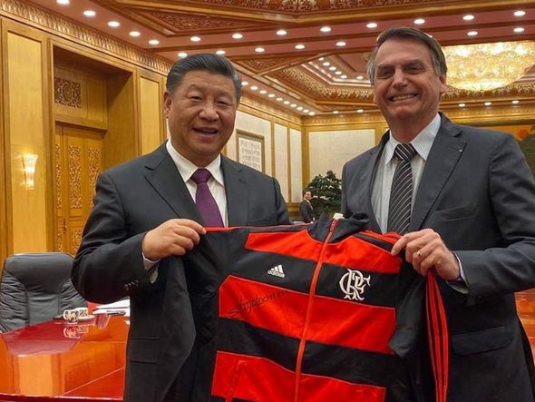 Jair Bolsonaro e dirigente chinês Xi Jiping por  Divulgação/Palácio do Planalto