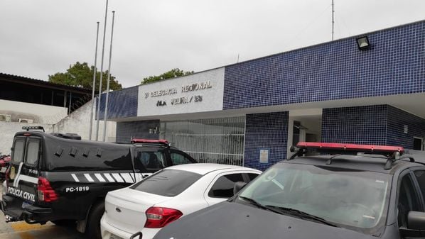 Mãe da menina confessou que sabia dos abusos cometidos pelo companheiro com a filha dela, mas nunca denunciou por medo; ela e o marido foram encaminhados ao sistema prisional