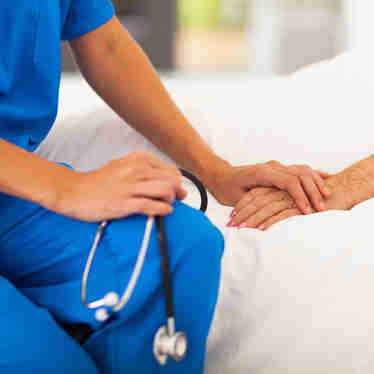 Imagem - Brasileiro percorre, em média, 72 km para ter atendimento médico