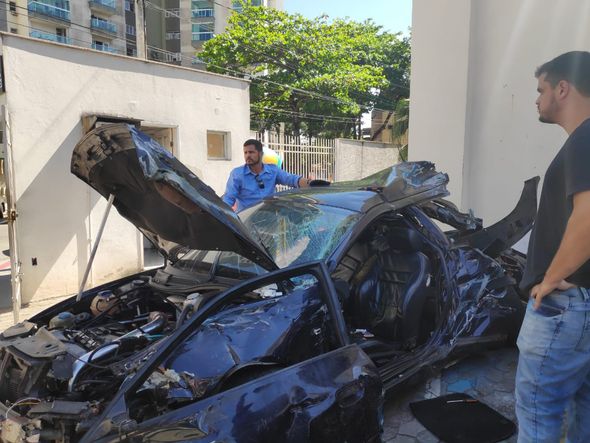 Perícia em Audi envolvido em acidente na Dante Michelini por Isaac Ribeiro