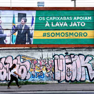 Imagem - Moro e Do Val têm outdoor com "homenagem anônima" em Cariacica