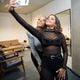 Imagem - Anitta condena ataques racistas a Ludmilla: "Criminosos covardes"