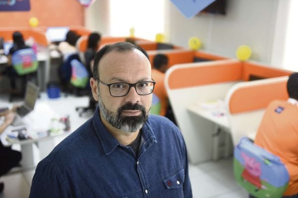 Antony Moreira organiza até o dia dos filhos logo pela manhã. Crédito: Vitor Jubini