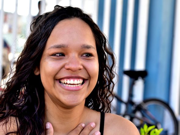 Emilly perde a carteira de identidade, não consegue fazer a prova, mas ganha bolsa de estudos em Vitória por Fernando Madeira