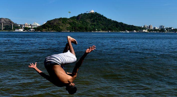 Vento no litoral do Espírito Santo e chuva ao fim do dia em algumas regiões podem ajudar a amenizar o calorão. Veja a previsão até terça