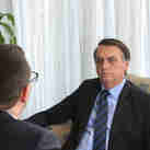 Imagem - Polícia apreende sistema de comunicação do condomínio de Jair Bolsonaro