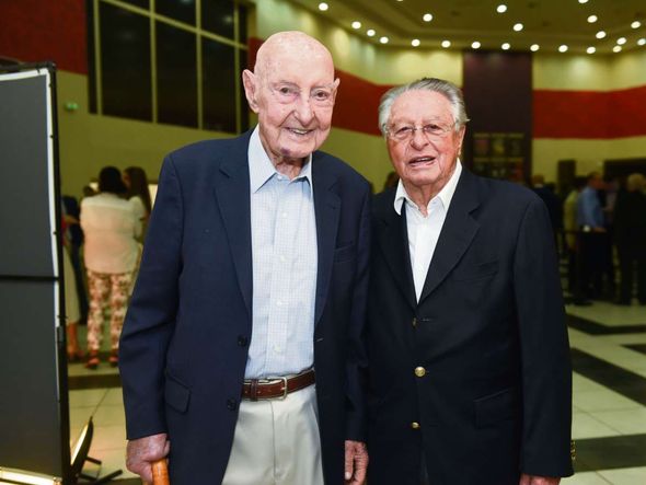 Otacílio Coser e Jônice Tristão: na plateia da palestra de Alison Mamute  por Mônica Zorzanelli - GZ