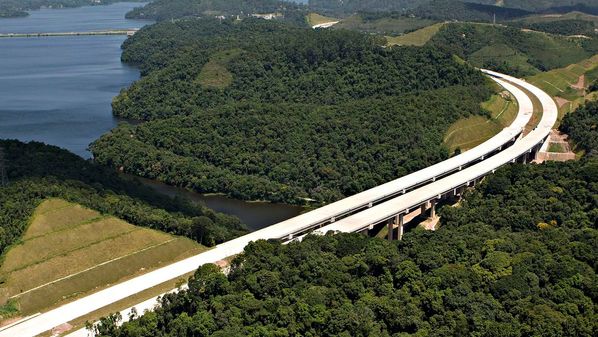 Plano que prevê investimentos do governo em obras públicas para a retomada econômica após a crise sanitária divide o próprio Planalto