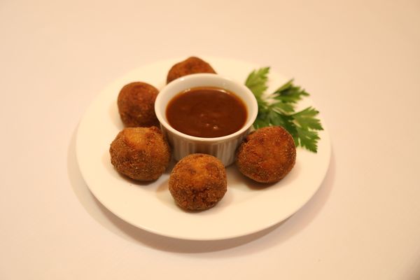 Arancini com ragu de carne do Space no Roda de Boteco Colatina 2019. Crédito: Juliander Falqueto/Divulgação