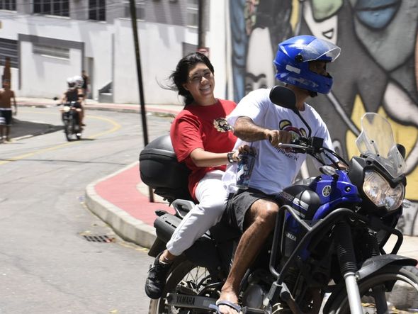 Candidata pegou uma carona para conseguir chegar a tempo ao local de prova por Carlos Alberto Silva