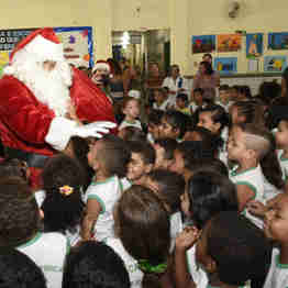 Imagem - Crianças do ES pedem presentes ao Papai Noel dos Correios pela internet