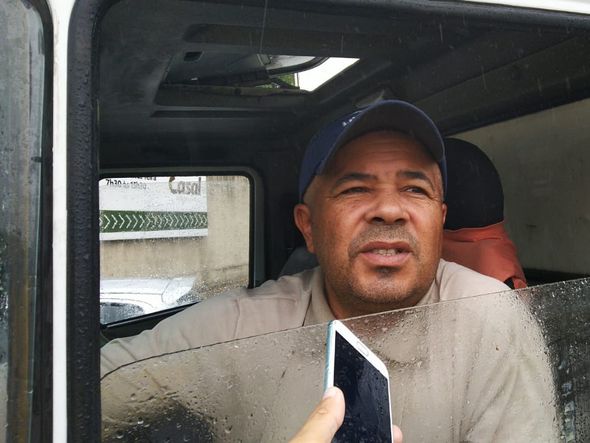 José Genivaldo da Silva ficou três horas preso no trânsito na 101 por Caique Verlí