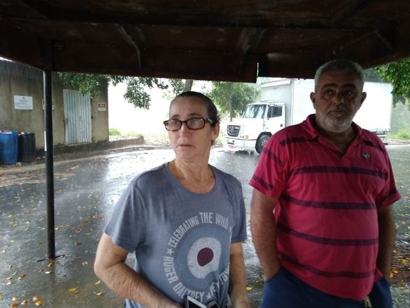 O irmão da autônoma Creuza Guaitolini, 60, está ilhado em cima do caminhão dele em uma estrada próxima à Santa Leopoldina por Caíque Verlí